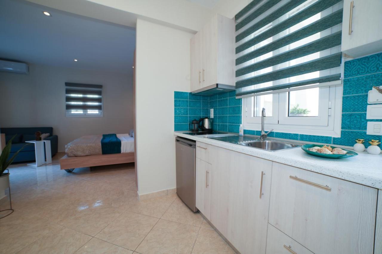 Angels Pool Studios And Apartments Παλαιοκαστρίτσα Εξωτερικό φωτογραφία