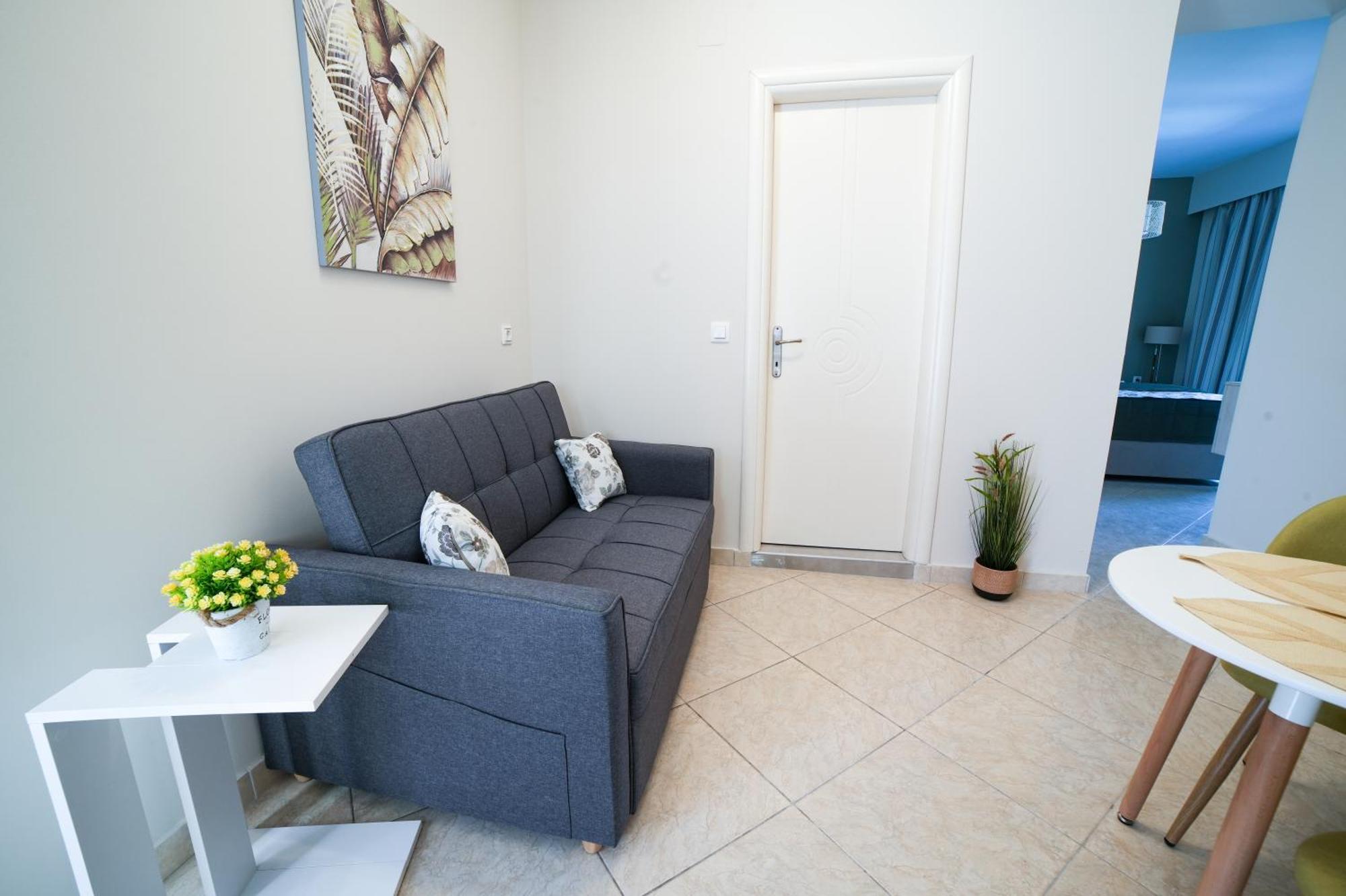 Angels Pool Studios And Apartments Παλαιοκαστρίτσα Εξωτερικό φωτογραφία