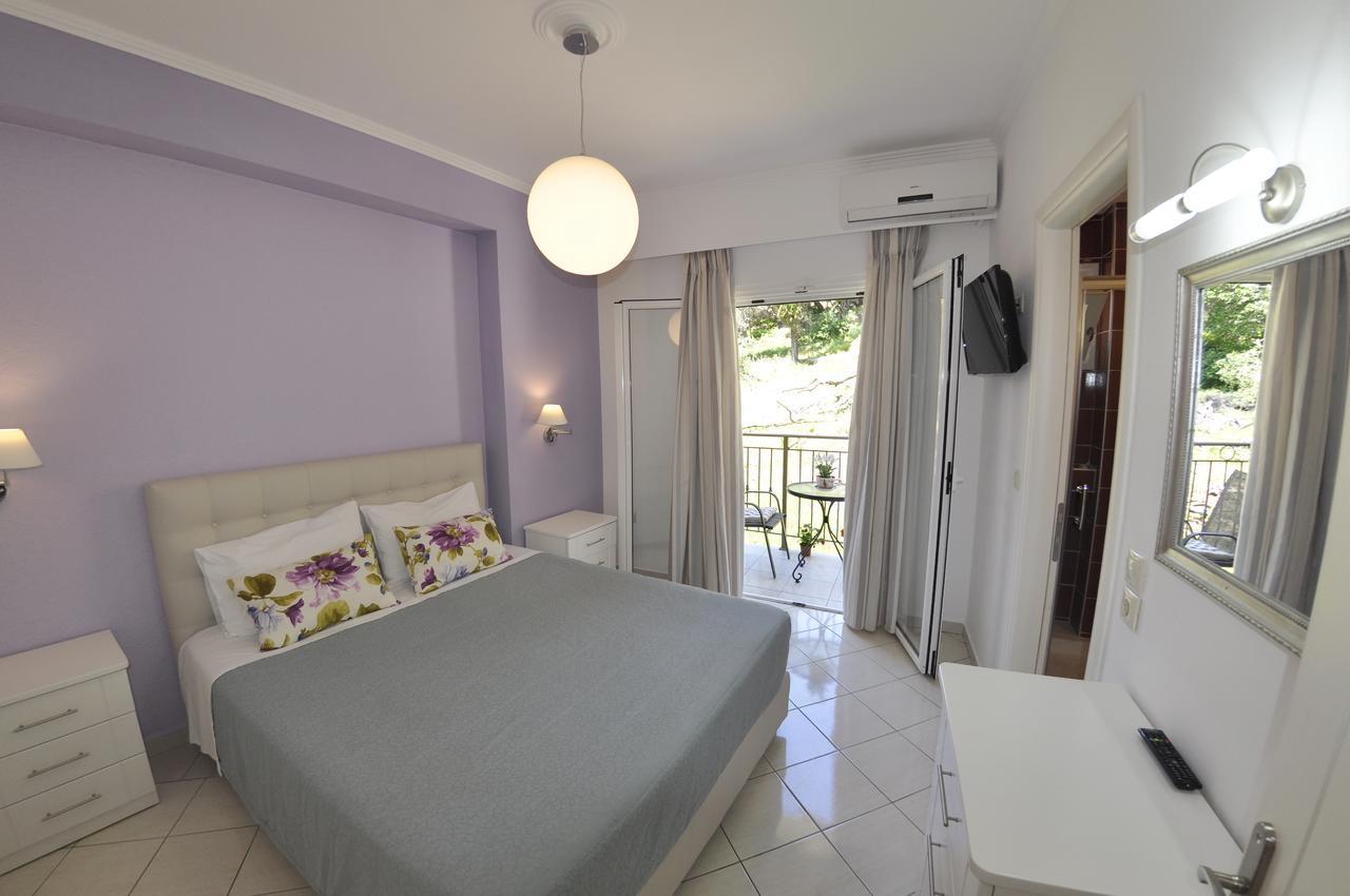 Angels Pool Studios And Apartments Παλαιοκαστρίτσα Εξωτερικό φωτογραφία