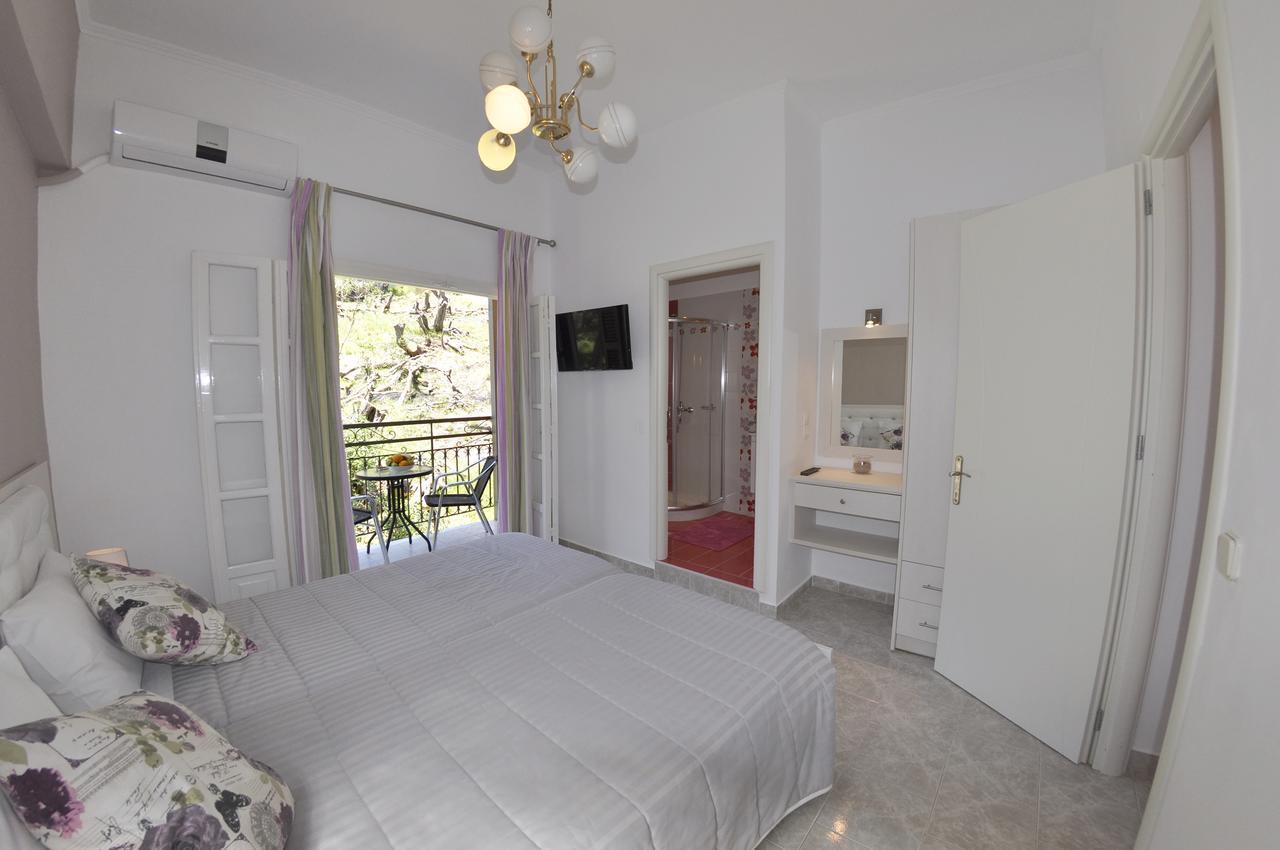 Angels Pool Studios And Apartments Παλαιοκαστρίτσα Εξωτερικό φωτογραφία