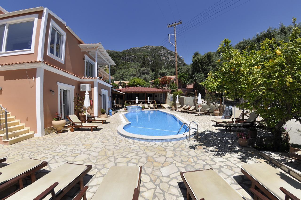 Angels Pool Studios And Apartments Παλαιοκαστρίτσα Εξωτερικό φωτογραφία