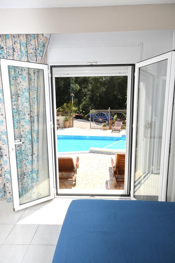 Angels Pool Studios And Apartments Παλαιοκαστρίτσα Εξωτερικό φωτογραφία