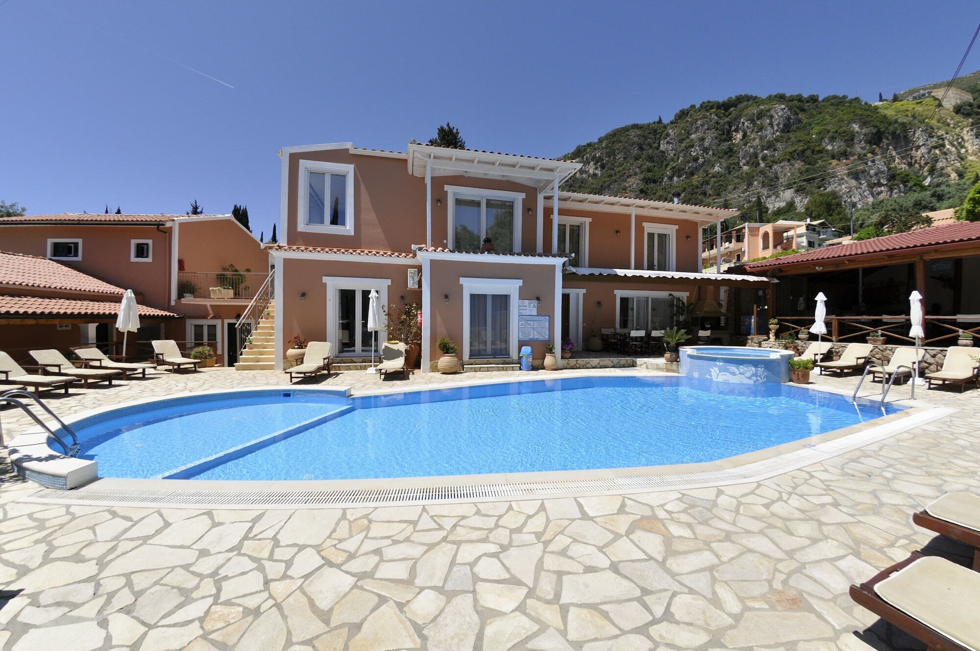 Angels Pool Studios And Apartments Παλαιοκαστρίτσα Εξωτερικό φωτογραφία